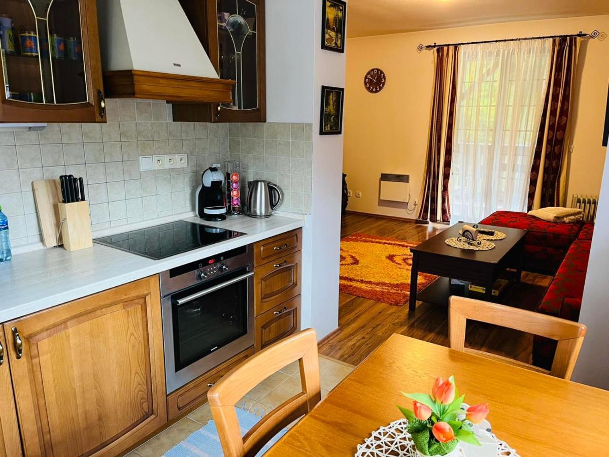 Apartman Olivia 8 Hrabovska Dolina รูชอมแบรอค ภายนอก รูปภาพ