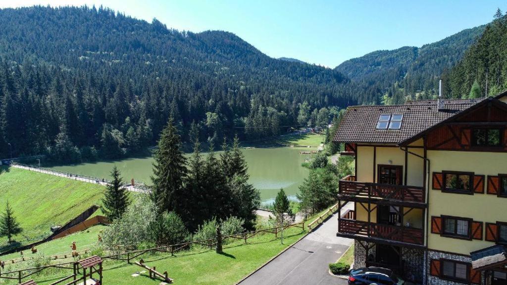 Apartman Olivia 8 Hrabovska Dolina รูชอมแบรอค ภายนอก รูปภาพ
